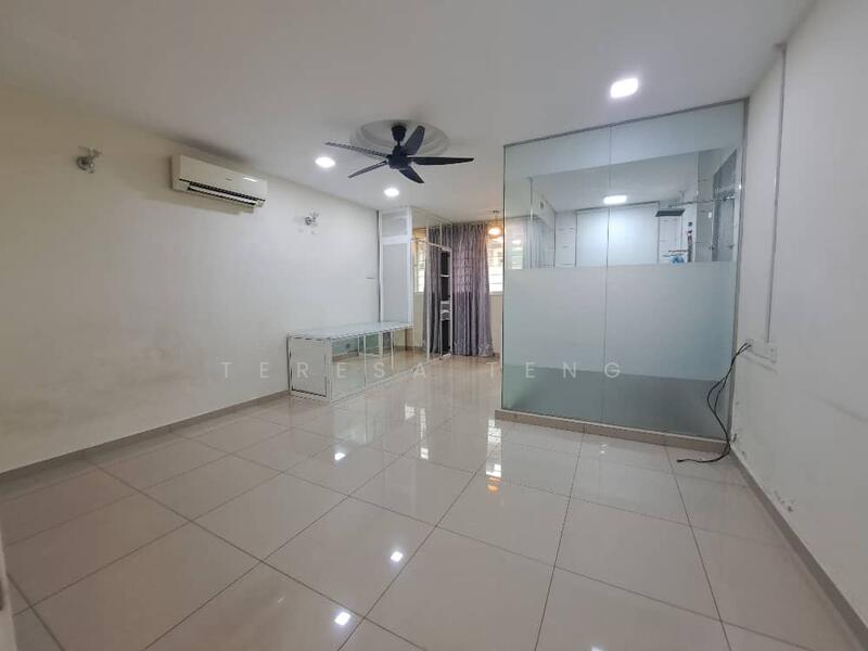 Semi-Detached House for Sale in Bandar Bukit Tinggi 2 (Klang) - Teresa Teng - Living Room - PropertyGuru.com.my