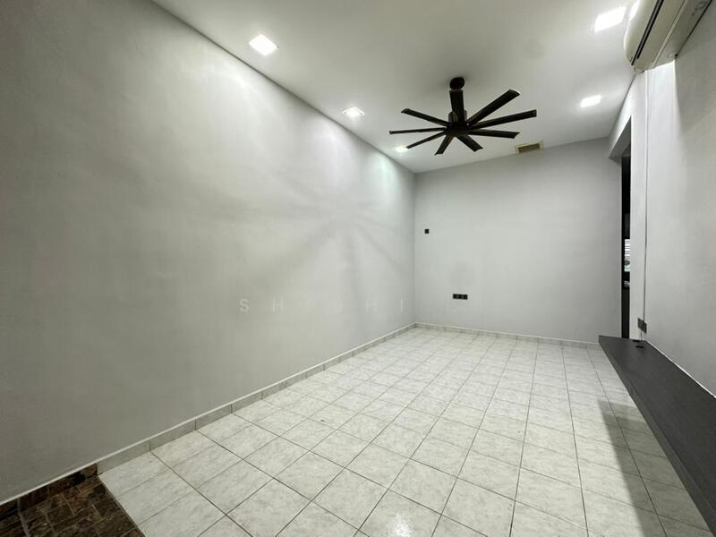 Untuk Disewa - Jalan Merbuk bandar pUtra