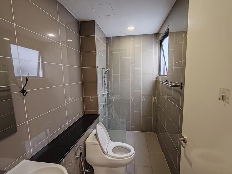 Terraced House for Rent in 16 Sierra (Puchong) - Micky Yap - Bathroom - PropertyGuru.com.my