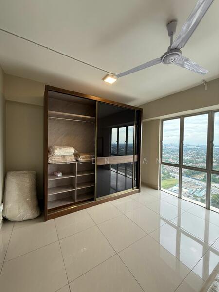 Servis Apartment untuk Disewa di Main Place Residence - Helen Tan - View - PropertyGuru.com.my