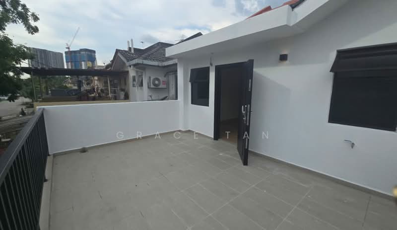 2-storey Terraced House for Sale in Puchong (Selangor) - Grace Tan - Exterior - PropertyGuru.com.my