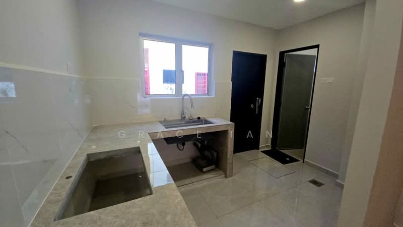 2-storey Terraced House for Sale in Puchong (Selangor) - Grace Tan - Kitchen - PropertyGuru.com.my