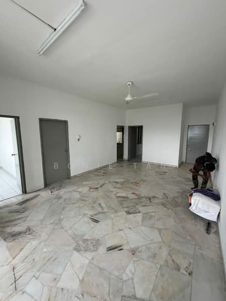 Apartment for Rent at Pangsapuri Lagoon Perdana - Bonie Tan - Interior - PropertyGuru.com.my