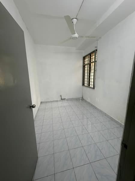 Apartment for Rent at Pangsapuri Lagoon Perdana - Bonie Tan - Interior - PropertyGuru.com.my