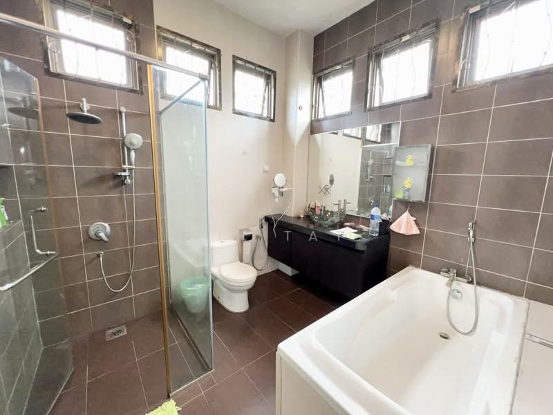 Rumah Banglo untuk Dijual di Permas Jaya (Johor Bahru) - Yik Tat - PropertyGuru.com.my