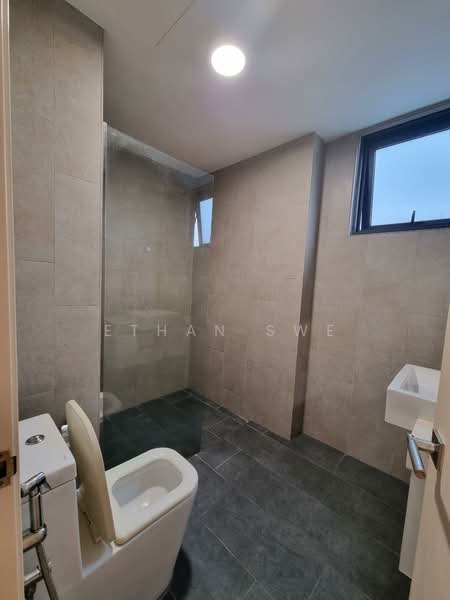 Servis Apartment untuk Disewa di East Parc @ Manjalara - Ethan Swe - Bathroom - PropertyGuru.com.my