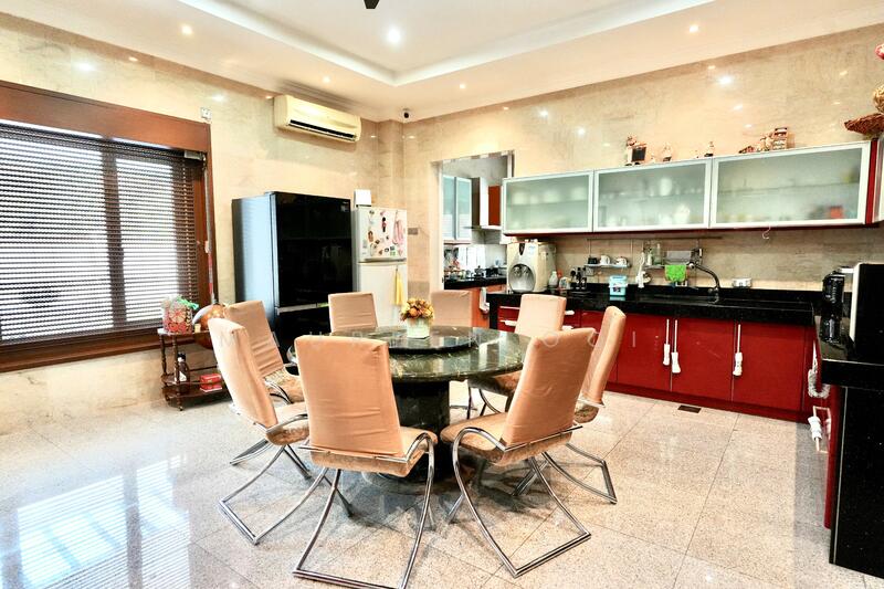 Untuk Dijual - Section 9