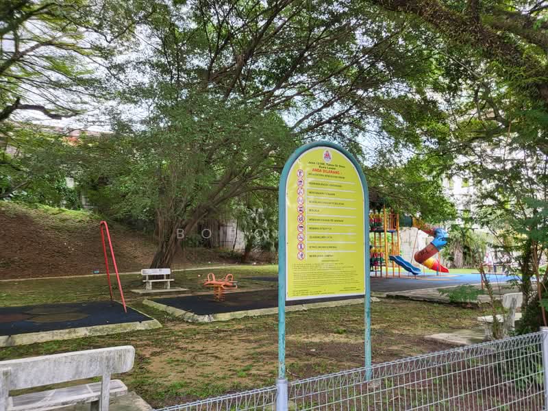 Rumah Teres 2.5 Tingkat untuk Dijual di Taman Sri Sinar (Segambut) - Bobo Lee - Exterior - PropertyGuru.com.my
