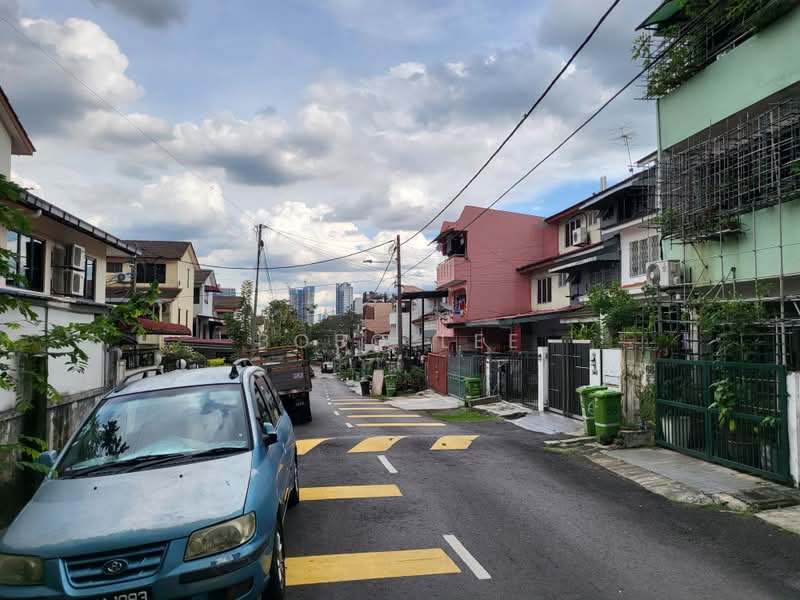 Rumah Teres 2.5 Tingkat untuk Dijual di Taman Sri Sinar (Segambut) - Bobo Lee - Exterior - PropertyGuru.com.my
