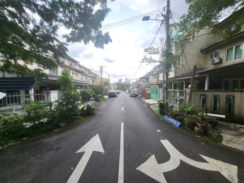 Rumah Teres 2.5 Tingkat untuk Dijual di Taman Sri Sinar (Segambut) - Bobo Lee - Exterior - PropertyGuru.com.my