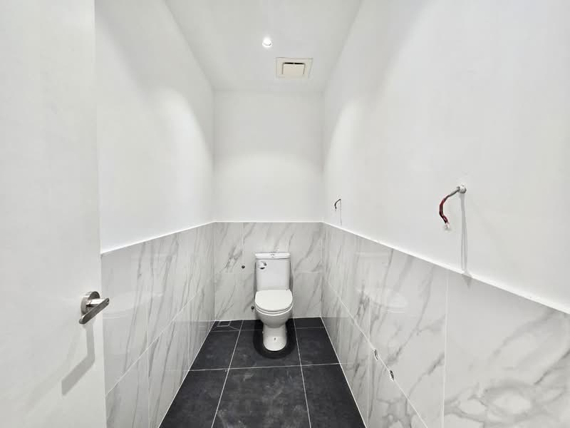 Dalia Residences untuk Untuk Dijual - RM 2,350,000, Mac 2026 - Bathroom - PropertyGuru.com.my