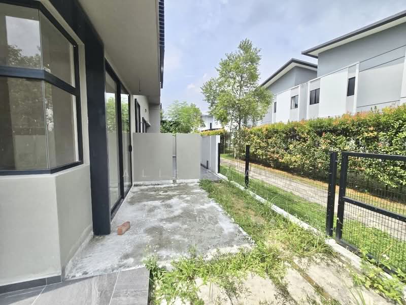 Dalia Residences untuk Untuk Dijual - RM 2,350,000, Mac 2026 - Exterior - PropertyGuru.com.my