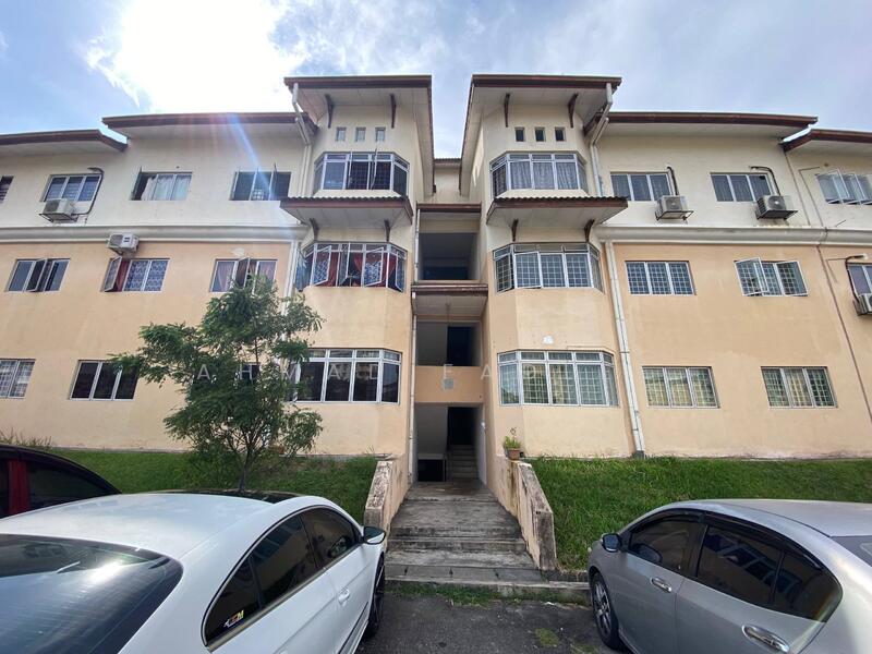For Sale - Vista Seri Putra