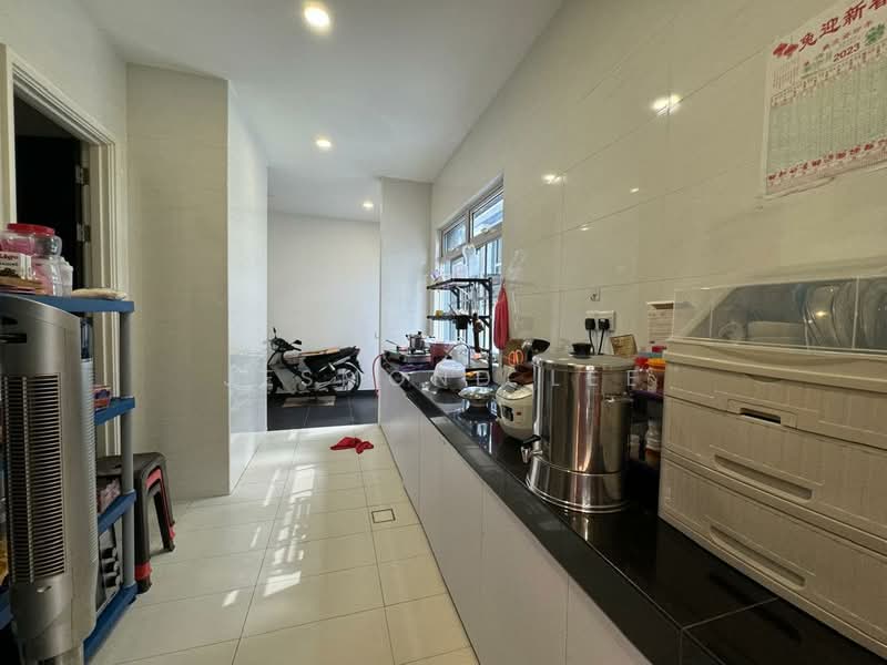 Rumah Kluster untuk Dijual di Taman Ekoflora (Johor Bahru) - Jesmond Lee - Kitchen - PropertyGuru.com.my