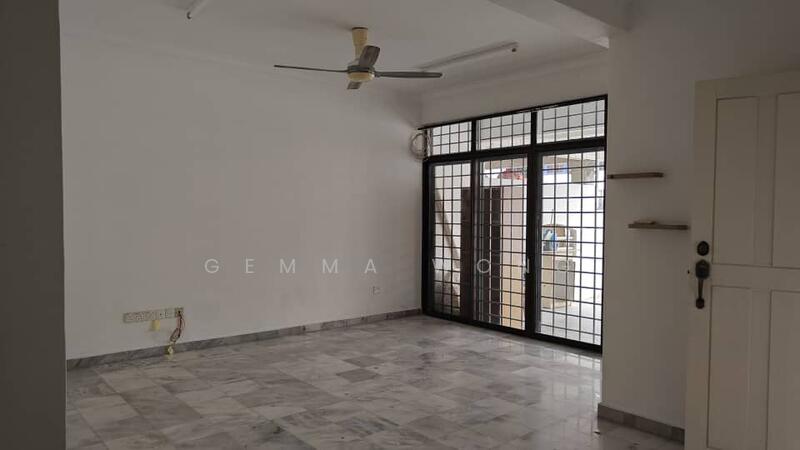 2-storey Terraced House for Sale in Taman Daya (Johor Bahru) - Gemma Wong - Living Room - PropertyGuru.com.my