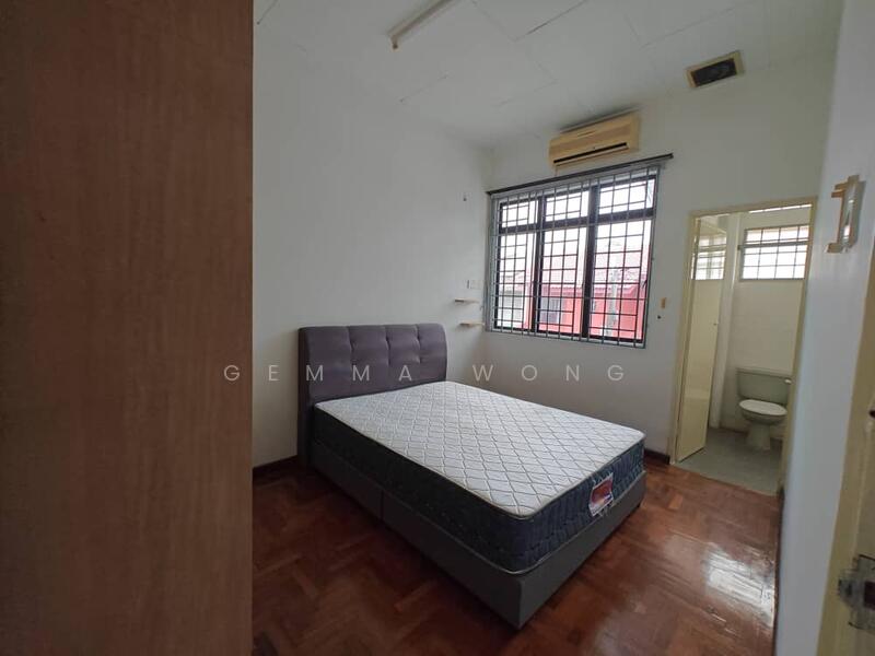 2-storey Terraced House for Sale in Taman Daya (Johor Bahru) - Gemma Wong - Bedroom - PropertyGuru.com.my
