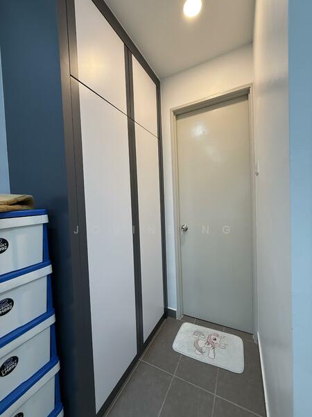 Master room wardrobe 