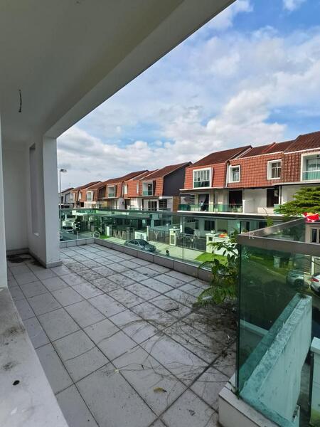 Semi-Detached House for Sale in Taman Kempas Utama (Tebrau) - Siow Yan Er - Exterior - PropertyGuru.com.my
