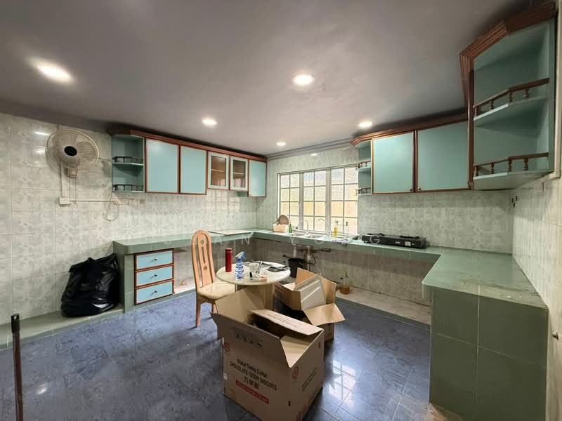 2-storey Terraced House for Sale in Kota Damansara (Selangor) - Sean Yong - Kitchen - PropertyGuru.com.my