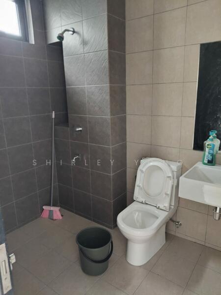 2-storey Terraced House for Sale in Bandar Serenia (Dengkil) - Shirley Yong - Bathroom - PropertyGuru.com.my