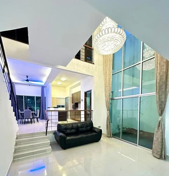 Rumah Teres 2 Tingkat untuk Dijual di Leisure Farm (Gelang Patah) - CS Tan - Living Room - PropertyGuru.com.my