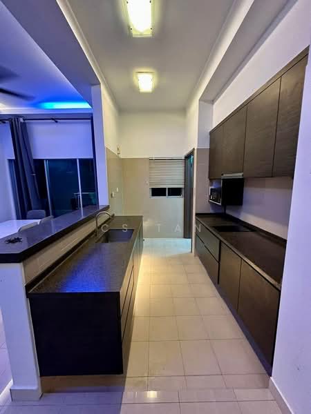 Rumah Teres 2 Tingkat untuk Dijual di Leisure Farm (Gelang Patah) - CS Tan - Kitchen - PropertyGuru.com.my
