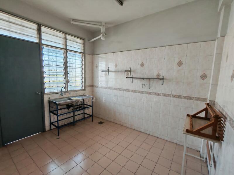 Apartment for Sale at Subang Perdana Goodyear Court 10 - James Loh - Kitchen - PropertyGuru.com.my
