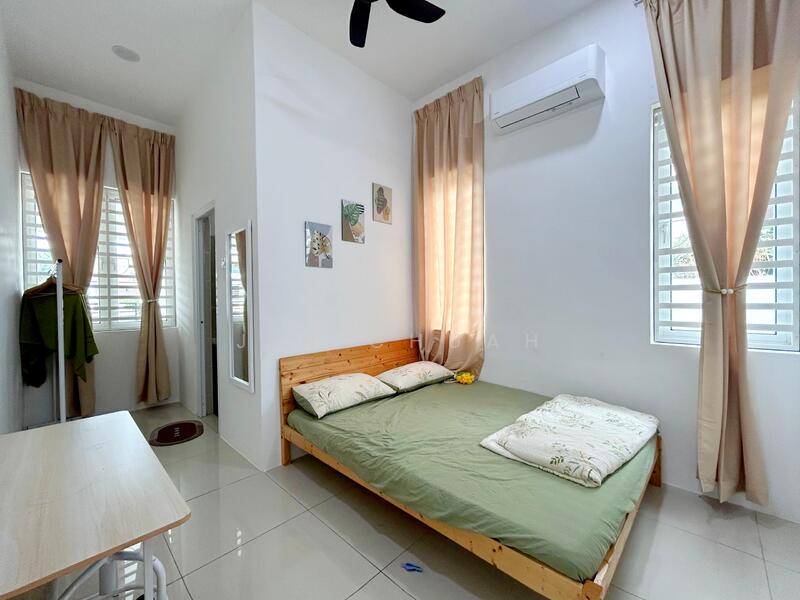 Untuk Disewa - Ara Kuda