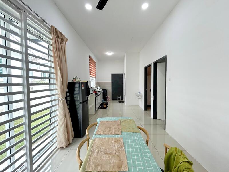 Untuk Disewa - Ara Kuda