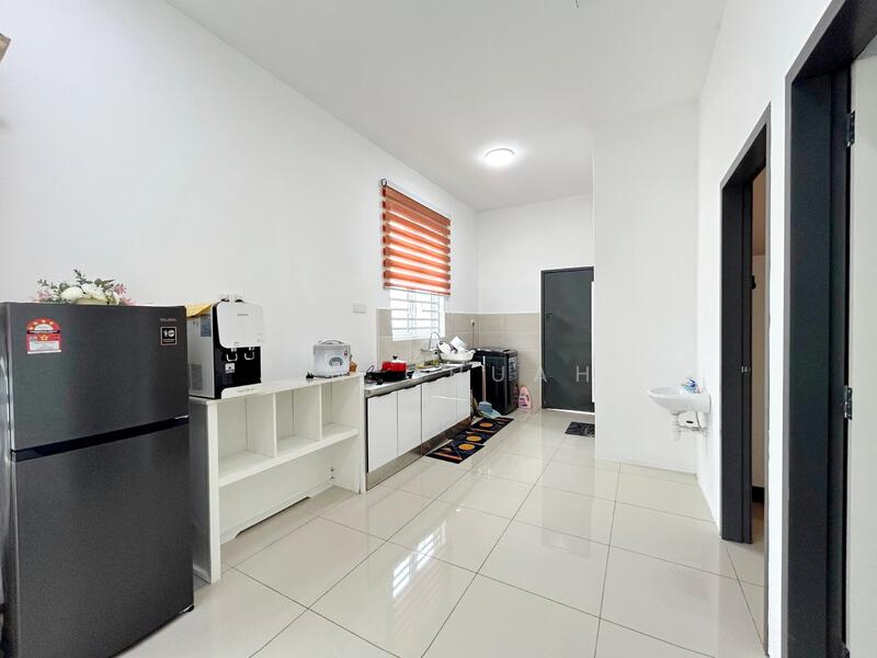 Untuk Disewa - Ara Kuda