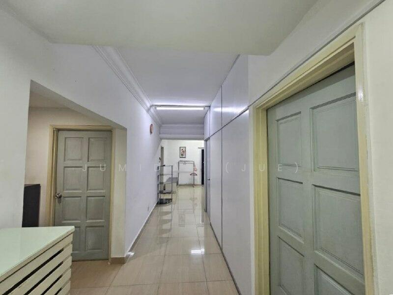 Corridor