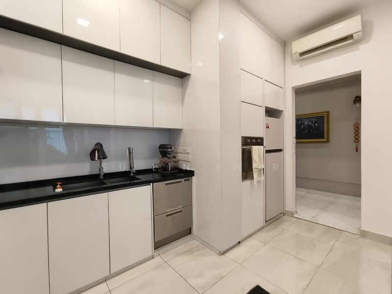 Condominium for Sale at Seringin Residences - Su Lin Khor - Kitchen - PropertyGuru.com.my