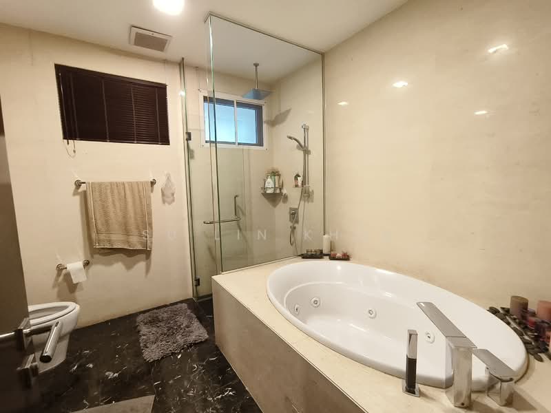 Condominium for Sale at Seringin Residences - Su Lin Khor - Bathroom - PropertyGuru.com.my
