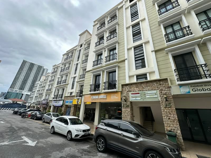 Shop / Office for Sale in Jalan Klang Lama (Old Klang Road) (Kuala Lumpur) - Dyron Yong - Exterior - PropertyGuru.com.my