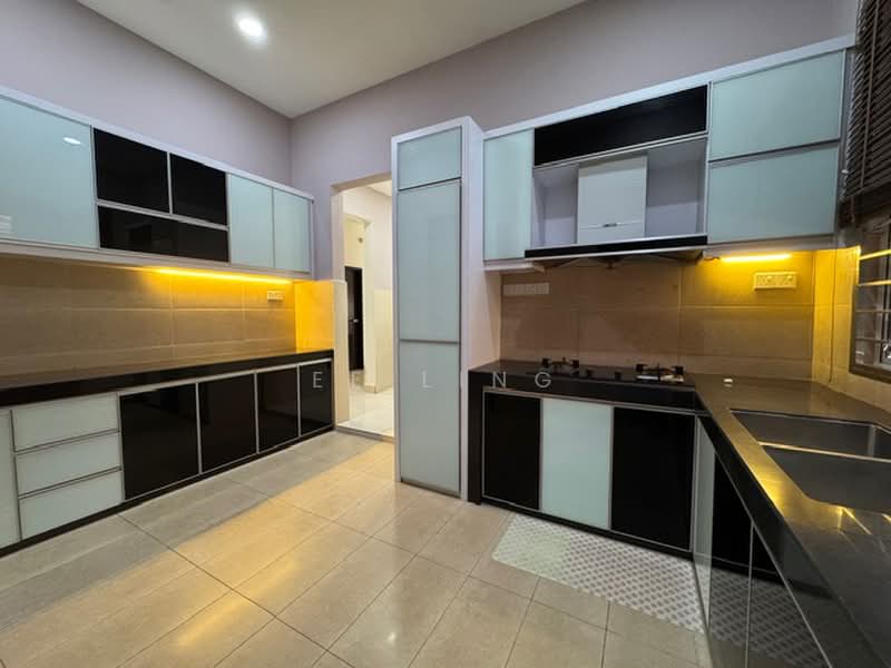 Bungalow for Sale in Bandar Puteri Puchong (Puchong) - EE Ling - Kitchen - PropertyGuru.com.my