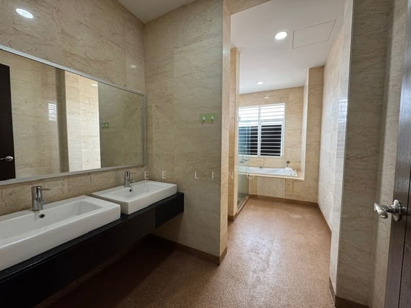 Bungalow for Sale in Bandar Puteri Puchong (Puchong) - EE Ling - Bathroom - PropertyGuru.com.my