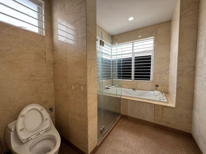 Bungalow for Sale in Bandar Puteri Puchong (Puchong) - EE Ling - Bathroom - PropertyGuru.com.my