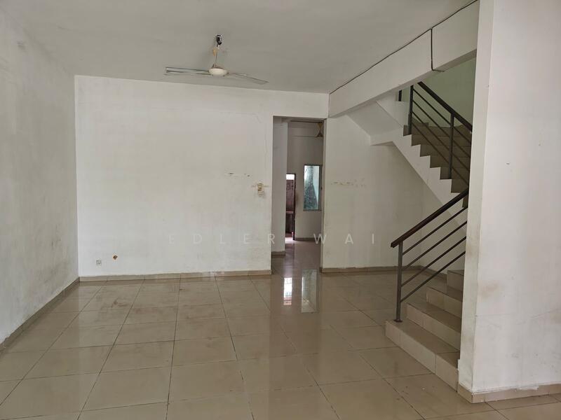 Terraced House for Sale in Taman Seri juru (Juru) - Edler Wai - Living Room - PropertyGuru.com.my