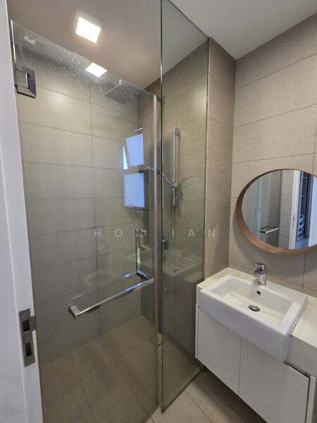 Service Residence for Rent at Skyluxe On The Park Bukit Jalil - Hon Ian - Bathroom - PropertyGuru.com.my