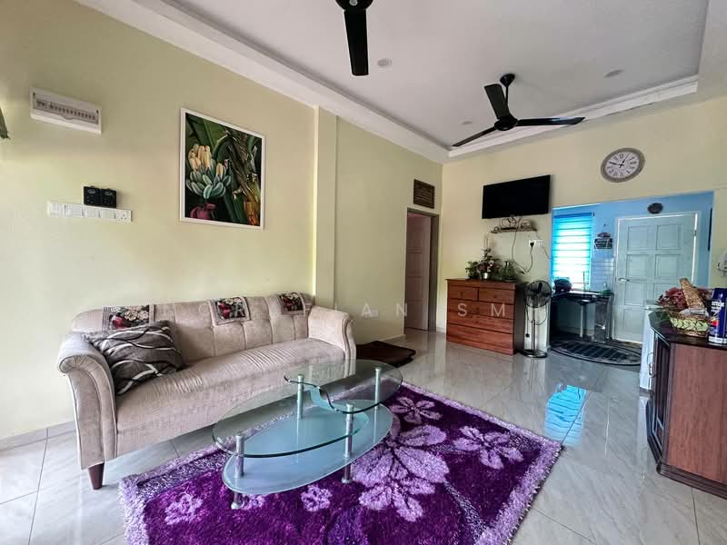 Air Turjun Sungai Sendat Ulu Yam Batang Kali Resort Chalet untuk Dijual untuk Untuk Dijual - RM 3,800,000, Apr 2026 - Living Room - PropertyGuru.com.my