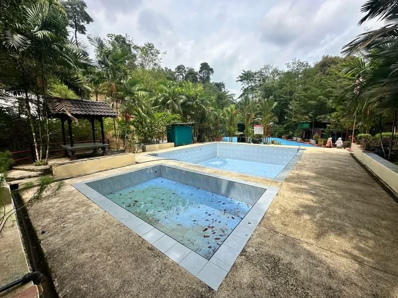 Air Turjun Sungai Sendat Ulu Yam Batang Kali Resort Chalet untuk Dijual untuk Untuk Dijual - RM 3,800,000, Apr 2026 - Exterior - PropertyGuru.com.my