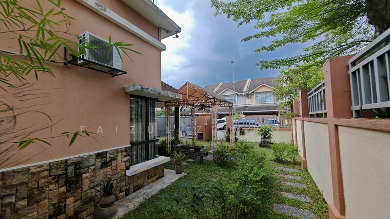 Rumah Berkembar untuk Dijual di Seksyen 9 (Bangi) - Faizul Zamrod - Exterior - PropertyGuru.com.my