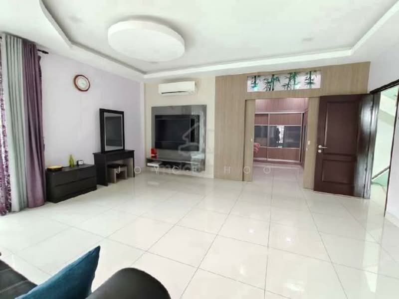 2-storey Terraced House for Sale in Bandar Puteri Puchong (Puchong) - Joyce Hoo - Living Room - PropertyGuru.com.my