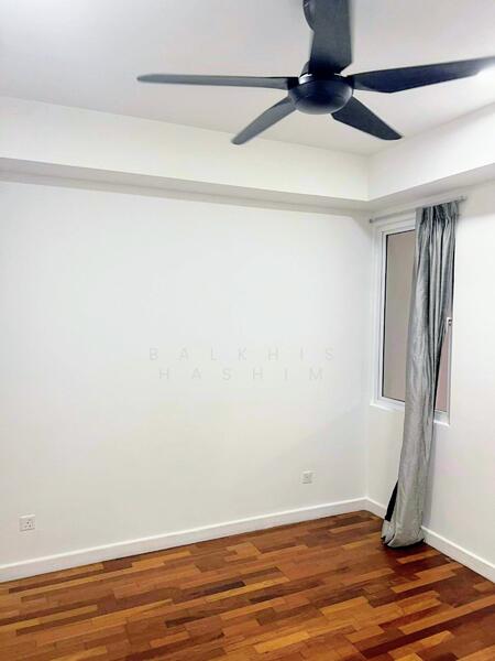 For Sale - Temasya 8