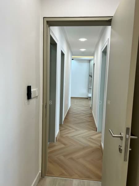 Condominium for Sale at Quinn Residence - Gilbert Hor - Corridor - PropertyGuru.com.my