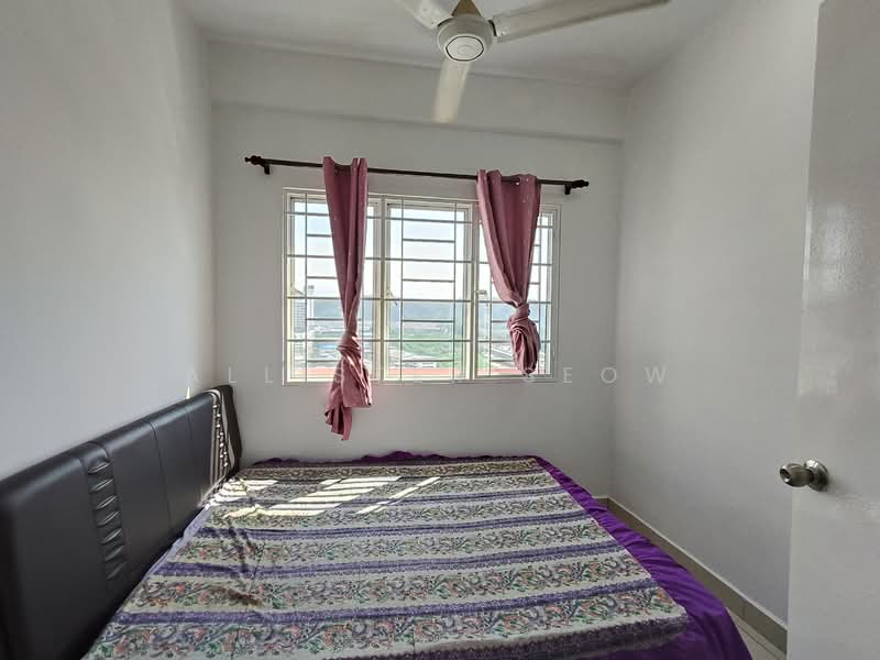 Kondominium untuk Dijual di Banjaria Court - Allister Seow - Bedroom - PropertyGuru.com.my