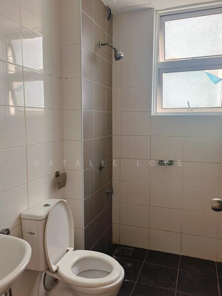 Condominium for Rent at Dwiputra Residences - Natalie Loke - Bathroom - PropertyGuru.com.my