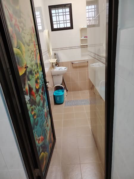 Rumah Teres 2 Tingkat untuk Dijual di Taman Seremban Baru (Seremban) - Lee . - Bathroom - PropertyGuru.com.my
