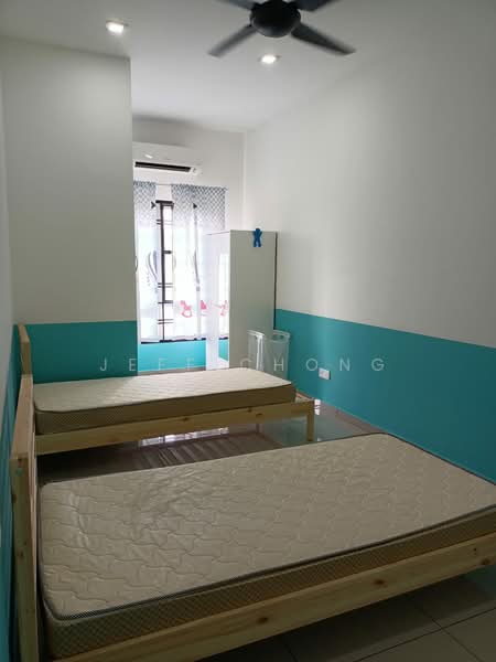 2-storey Terraced House for Sale in Telok Panglima Garang (Selangor) - Jeff Chong - Bedroom - PropertyGuru.com.my