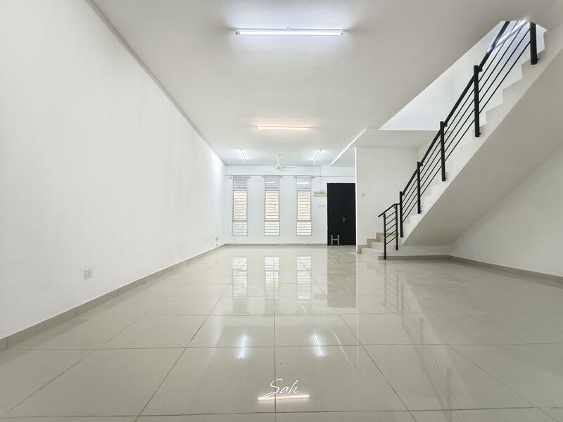 2-storey Terraced House for Sale in Taman Bangi Avenue (Bangi) - KK Sah - Interior - PropertyGuru.com.my